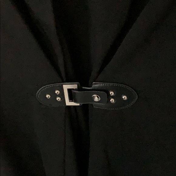 Anna Lee + Hope Cardigan - Picture 2 of 4